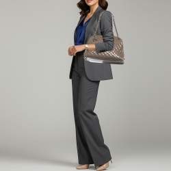 Pre Owned حقيبة شانيل "جست مادموزيل" جلد لامع مبطن بني كبير