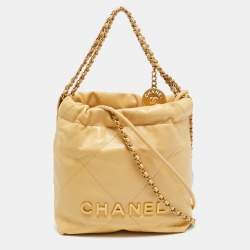 مملوكة مسبقًا Chanel 22 Mini Cream Quilted Leather Chain Bag