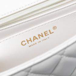Pre Owned حقيبة شانيل بيضاء مصغرة مبطنة جلد خروف كو كو بيد علوية