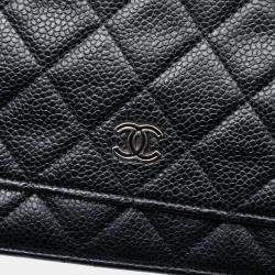 Pre Owned Chanel Black CC Quilted Caviar Wallet on Chain