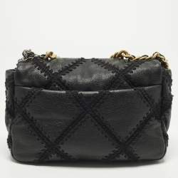 مملوكة مسبقًا Chanel 19 Crochet Small Black Quilted Leather Flap Bag