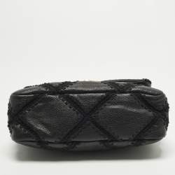 مملوكة مسبقًا Chanel 19 Crochet Small Black Quilted Leather Flap Bag