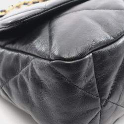 مملوكة مسبقًا حقيبة كتف شانيل 19 ديسنوف ماتيلاسي جلد حمل أسود