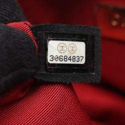 مملوكة مسبقًا حقيبة كتف شانيل 19 ديسنوف ماتيلاسي جلد حمل أسود