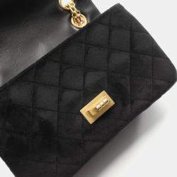 مملوكة مسبقًا Chanel 2.55 Shoulder Bag Fabric Black