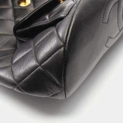 Pre Owned حقيبة ظهر شانيل جلد لامبسكين ماتيلاسي سوداء