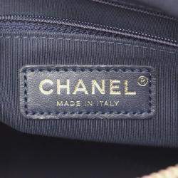 مملوكة مسبقًا Chanel Matelasse Shoulder Bag In Grained Calfskin Leather Navy Blue