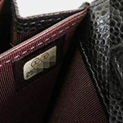 مملوكة مسبقًا Chanel Black Classic Caviar Flap Wallet on Chain