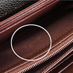 مملوكة مسبقًا Chanel Black Classic Caviar Flap Wallet on Chain