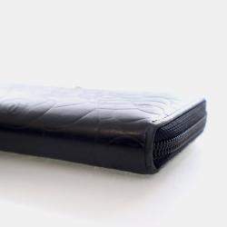 Pre Owned Chanel Black Lambskin Camellia Zip Around Long Wallet