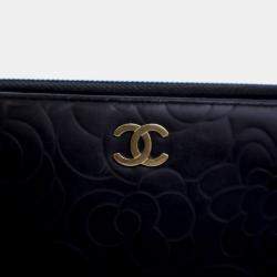Pre Owned Chanel Black Lambskin Camellia Zip Around Long Wallet