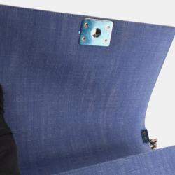 مملوكة مسبقًا حقيبة شانيل بوي تشيفرون دينيم أزرق كبير