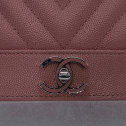 Pre Owned Chanel Caviar Mademoiselle Wallet On Chain (WOC)