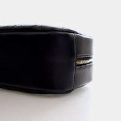 مملوكة مسبقًا حقيبة تجميل شانيل جلد لامبسكين