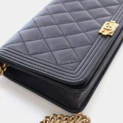 Pre Owned محفظة بسلسلة شانيل كافيار بوي