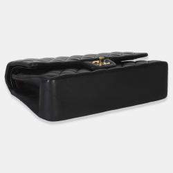 Pre Owned حقيبة شانيل كلاسيكية متوسطة مبطنة جلد الخروف سوداء قلاب مزدوج