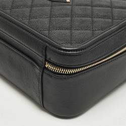 Pre Owned حقيبة فانيتي شانييل رمادية كبيرة كافيار جلد مبطن بنمط الفليغري