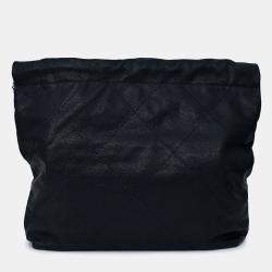 Pre Owned حقيبة كتف هوبو شانيل بحرية جلد سمك الكافيار صغيرة 22 SHW