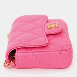 مملوكة مسبقًا Chanel Pink Lambskin Leather Mini CC Coco Belt Bag