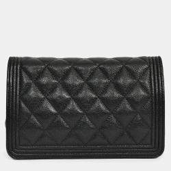 مملوكة مسبقًا محفظة شانيلا بوي 2018/19 سلسلة CC جلد كافيار أسود