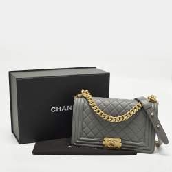 مملوكة مسبقًا Chanel Boy Medium Grey Quilted Leather Flap Bag