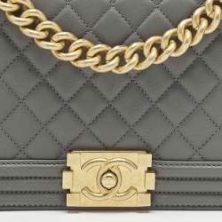 مملوكة مسبقًا Chanel Boy Medium Grey Quilted Leather Flap Bag