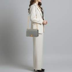 مملوكة مسبقًا Chanel Boy Medium Grey Quilted Leather Flap Bag