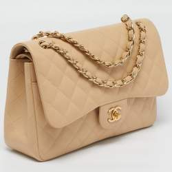 مملوكة مسبقًا حقيبة شانيل جامبو كلاسيك جلد كافيار أسود مبطن بقلاب مزدوج