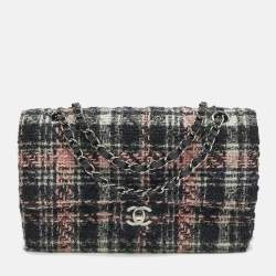 مملوكة مسبقًا Chanel Classic Double Flap Medium Multicolor Tweed Shoulder Bag