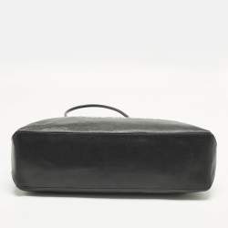 Pre Owned حقيبة يد توتس شانيل جلد أسود 31 رو كامبون