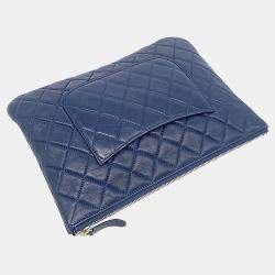مملوكة مسبقًا Chanel Blue Leather 19 Clutch New Medium