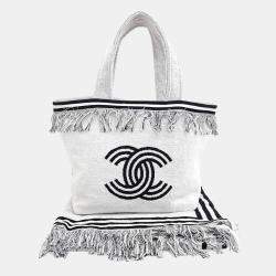 مملوكة مسبقًا Chanel Grey Cotton Beach Bag Towel SET