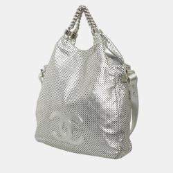 Pre Owned Chanel Roddeo Drive Medium Silver Leather Hobo Perforated Bag