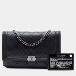 Pre Owned Chanel Black Quilted Lambskin Boy Wallet On Chain