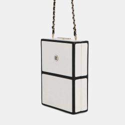 Pre Owned Chanel No.5 Perfume Box White Leather