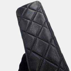 مملوكة مسبقًا Chanel Matelasse Flap Bag Chain shoulder Black Lambskin Size 21