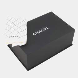 مملوكة مسبقًا Chanel Matelasse W Flap Chain shoulder Black Lambskin Size 25