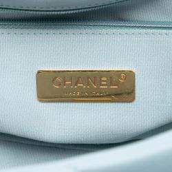مملوكة مسبقًا Chanel Blue Medium Lambskin 19 Flap