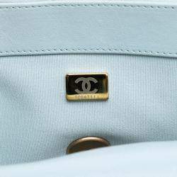 مملوكة مسبقًا Chanel Blue Medium Lambskin 19 Flap