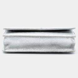 Pre Owned Chanel Silver CC Chevron Metallic Lambskin Wallet On Chain