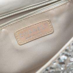 مملوكة مسبقًا Chanel Silver Medium Satin Seasonal Sequin Flap