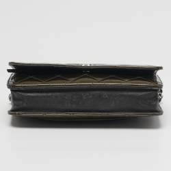 Pre Owned حقيبة شانيل كلاسيك بجلد لامع مبطن أخضر زيتوني