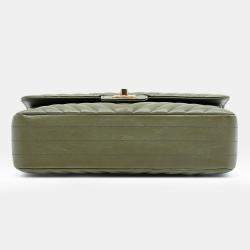 Pre Owned Chanel Green Medium Classic Chevron Lambskin Double Flap
