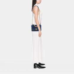 Pre Owned حقيبة شانيل بلو شانيل وسط جلد خروف 19 فلاب