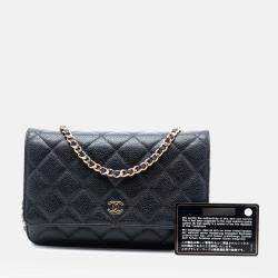 مملوكة مسبقًا Chanel Black CC Quilted Caviar Wallet on Chain