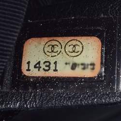 Pre Owned حقيبة كلتش شانيل تايمليس جلد لامع مبطن وردي