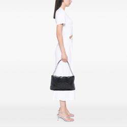 مملوكة مسبقًا Chanel Black CC Caviar Tuck Tote