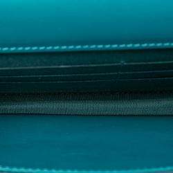 Pre Owned Chanel Blue CC Caviar Wallet On Chain