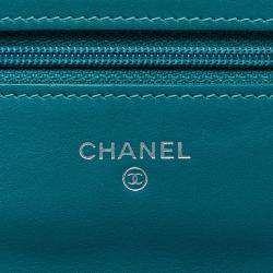 Pre Owned Chanel Blue CC Caviar Wallet On Chain