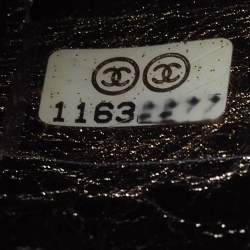 مملوكة مسبقًا حقيبة شانييل ميتاليك جلد مبطن ووك رييشو